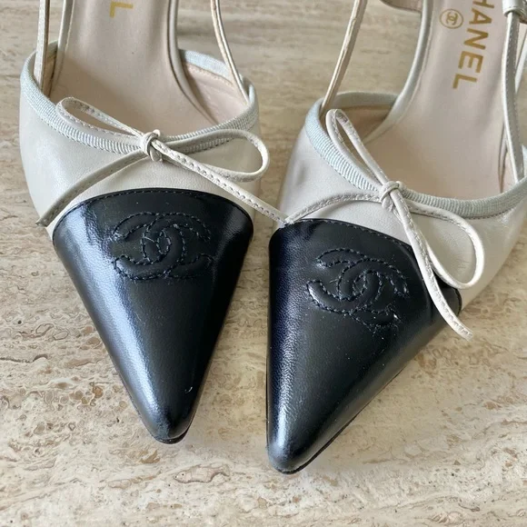 Vintage Chanel CC Bow Cap Toe Slingback Heels - Picture 6 of 9